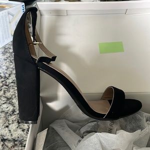 Hi chunk black suede shoes